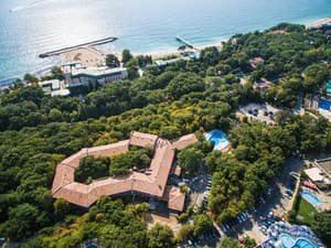 thumbnail: General view