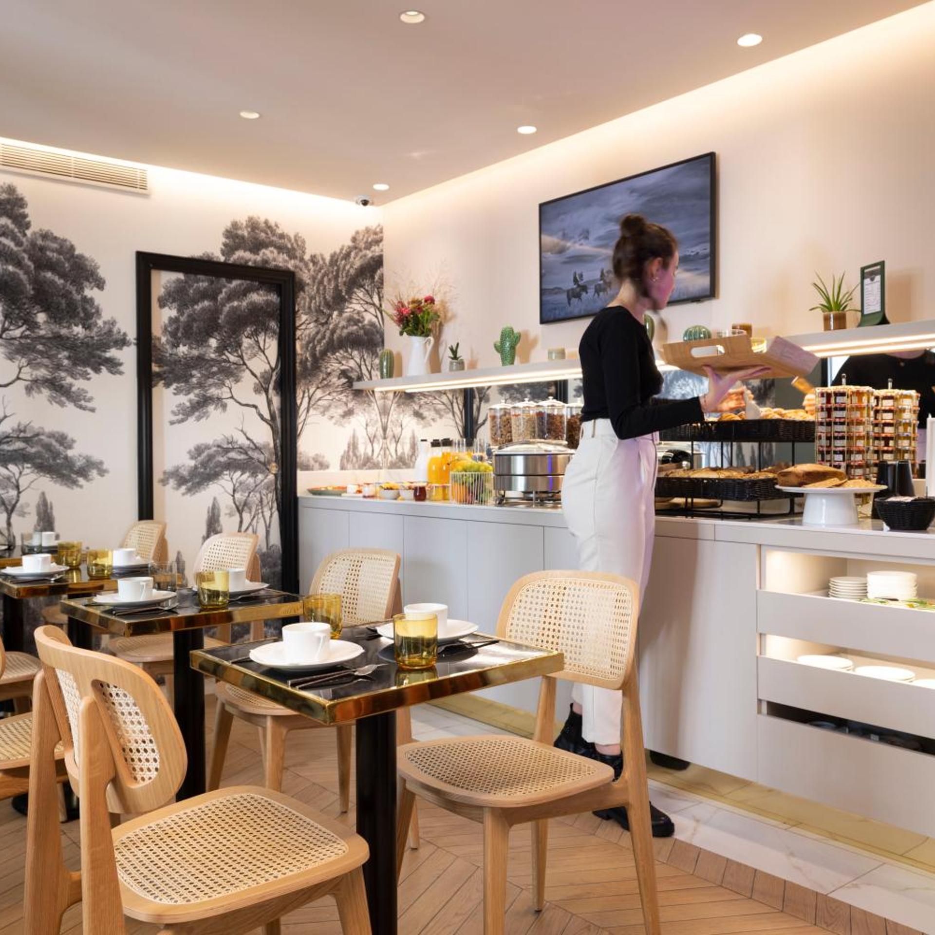 Restaurant-cafeteria