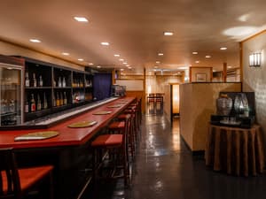 thumbnail: Restaurant