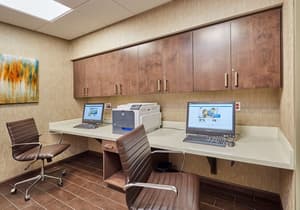 thumbnail: Business center