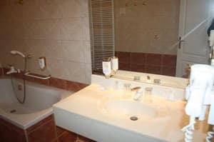 thumbnail: 38424938.jpg