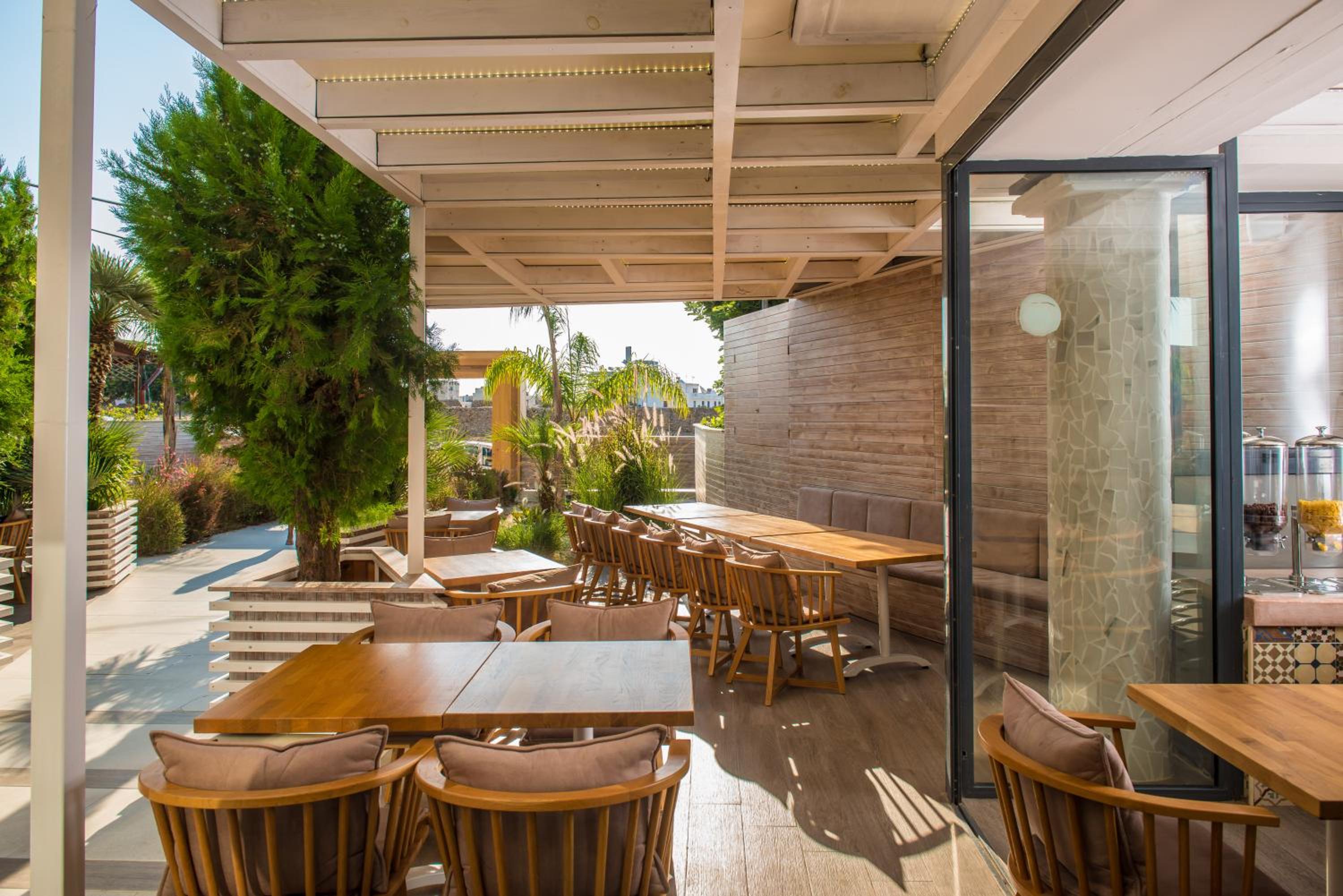 Restaurant-cafeteria