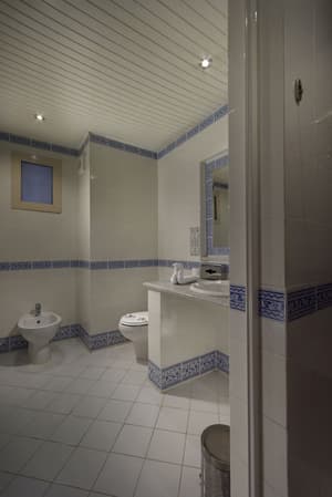 thumbnail: Bathroom
