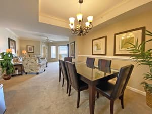 thumbnail: In-room dining
