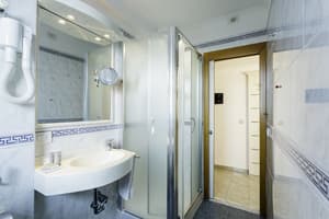 thumbnail: Room amenity
