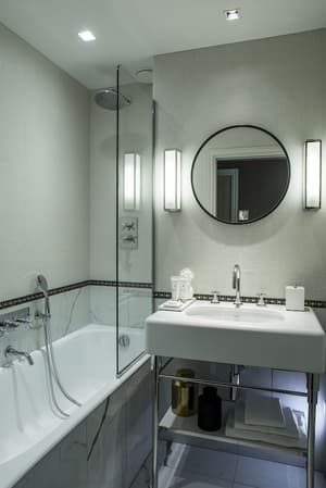 thumbnail: Bathroom