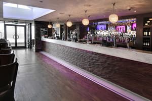 thumbnail: Bar (on property)