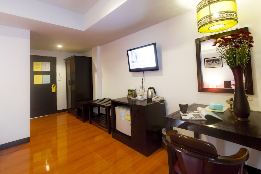 Room amenity