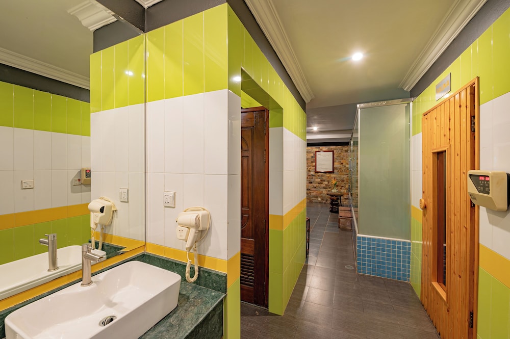 Steam room