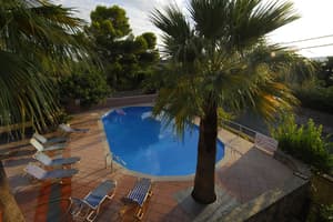 thumbnail: Outdoor pool
