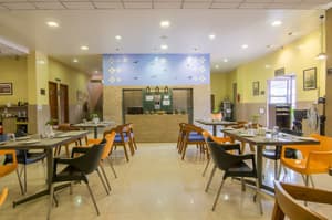 thumbnail: Restaurant