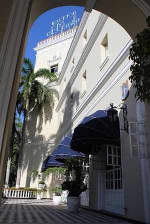 thumbnail: Exterior