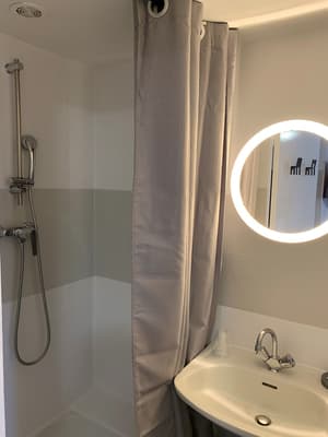 thumbnail: Bathroom