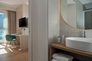 thumbnail: Bathroom