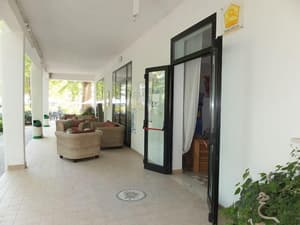 thumbnail: Interior