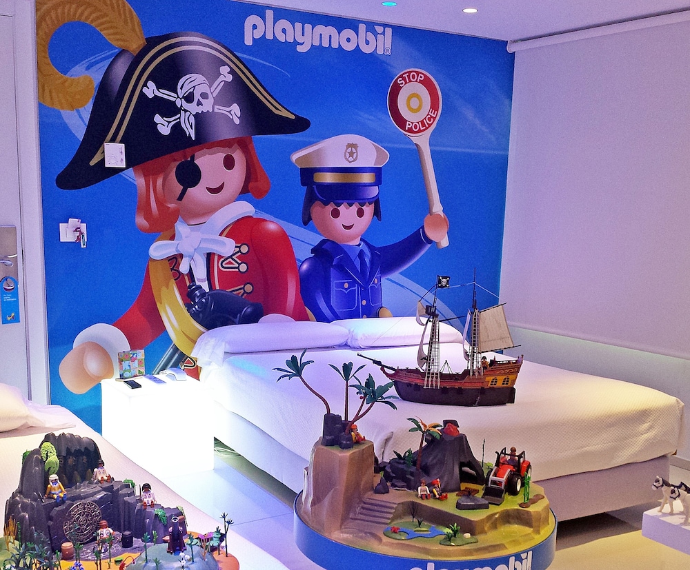 Children's theme room