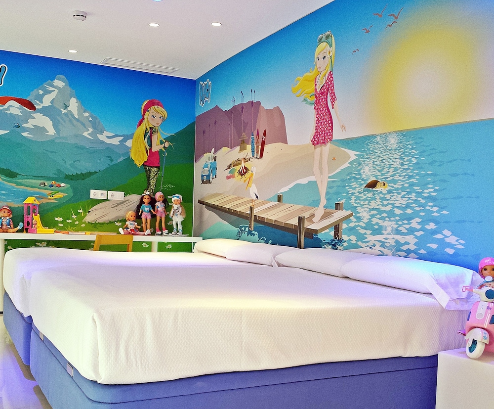 Children's theme room