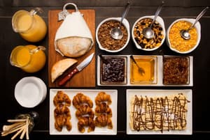 thumbnail: Breakfast area