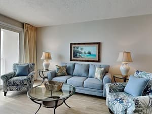 thumbnail: Living area