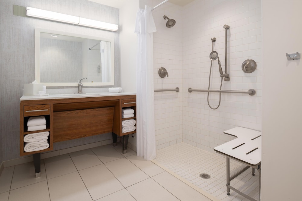 Bathroom shower