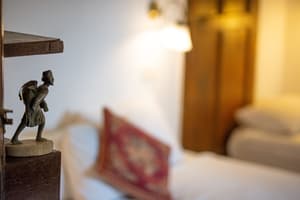 thumbnail: Interior detail