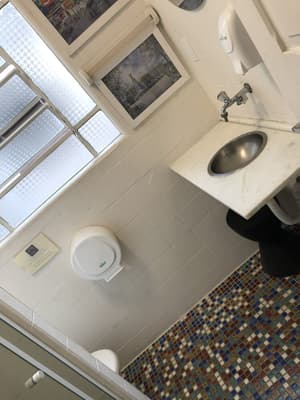 thumbnail: Bathroom