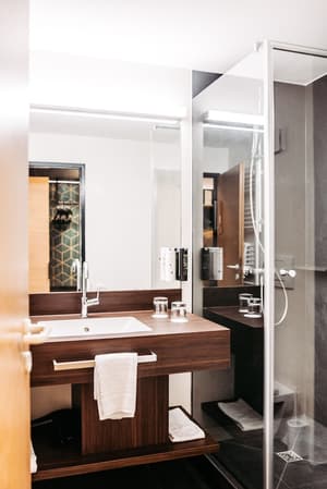 thumbnail: Bathroom