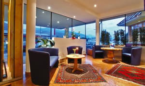 thumbnail: Interior entrance