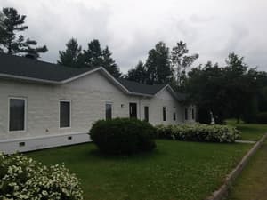 thumbnail: Exterior
