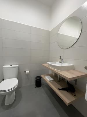 thumbnail: Bathroom