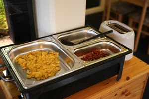 thumbnail: Breakfast area