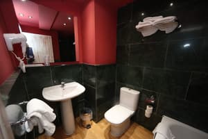 thumbnail: Bathroom