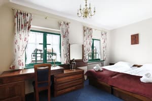 thumbnail: Room
