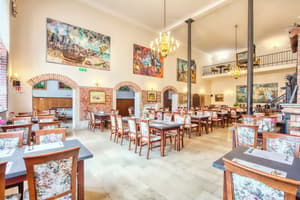 thumbnail: Restaurant