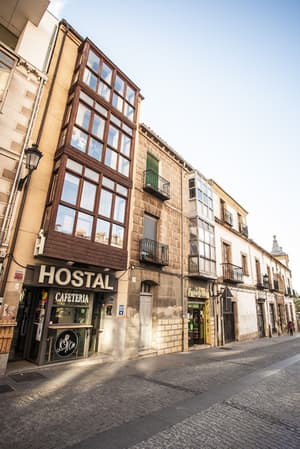 thumbnail: Exterior
