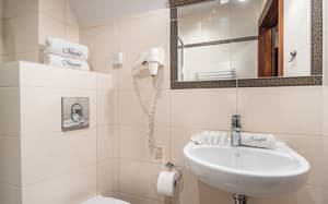 thumbnail: Bathroom sink