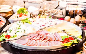 thumbnail: Breakfast buffet