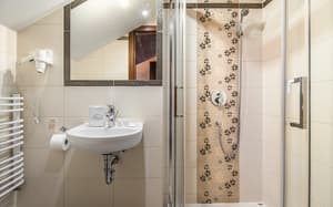 thumbnail: Bathroom sink