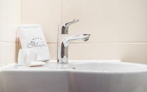 thumbnail: Bathroom amenities