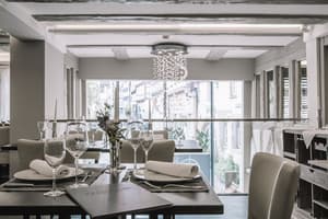thumbnail: Restaurant