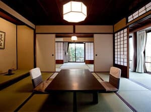 thumbnail: Interior entrance
