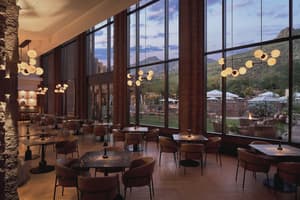 thumbnail: Bar (on property)