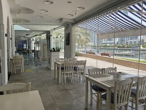 thumbnail: Restaurant