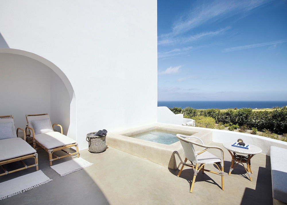 Private pool