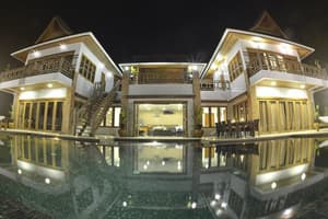 thumbnail: Exterior