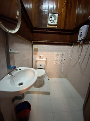 thumbnail: Bathroom