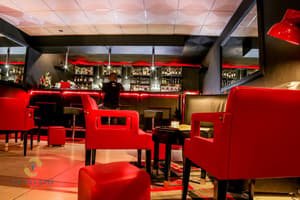 thumbnail: Bar (on property)