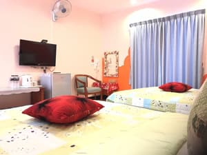 thumbnail: Room