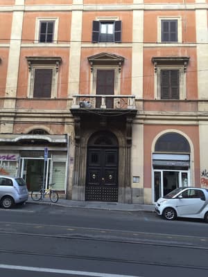 thumbnail: Front of property