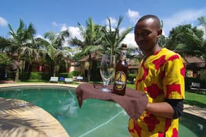 thumbnail: Poolside bar